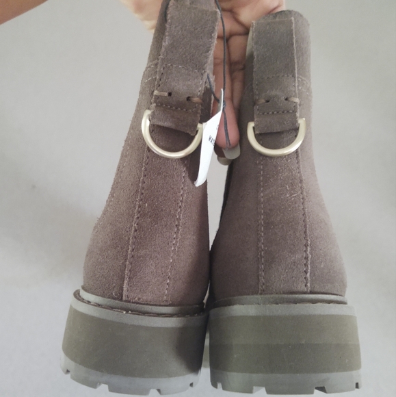 Cole Haan women's greenwich waterproof chelsea booties size 5.1/2 - Picture 7 of 11